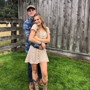 Meet your Posher, Ellie